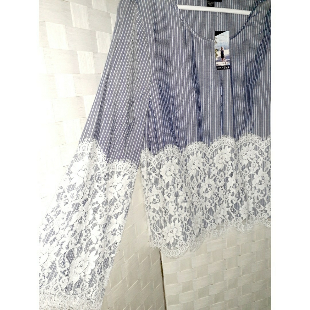 Karen Kane Chambray Stripe Lace Top - Picture 7 of 11